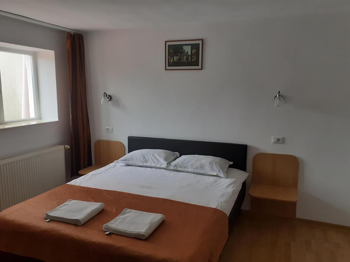 בית הארחה Gilău 	Casa Cionca מראה חיצוני תמונה