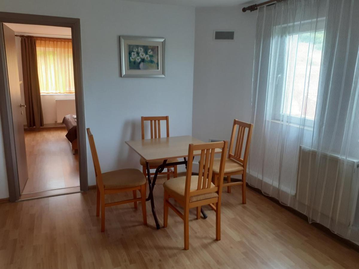 בית הארחה Gilău 	Casa Cionca מראה חיצוני תמונה
